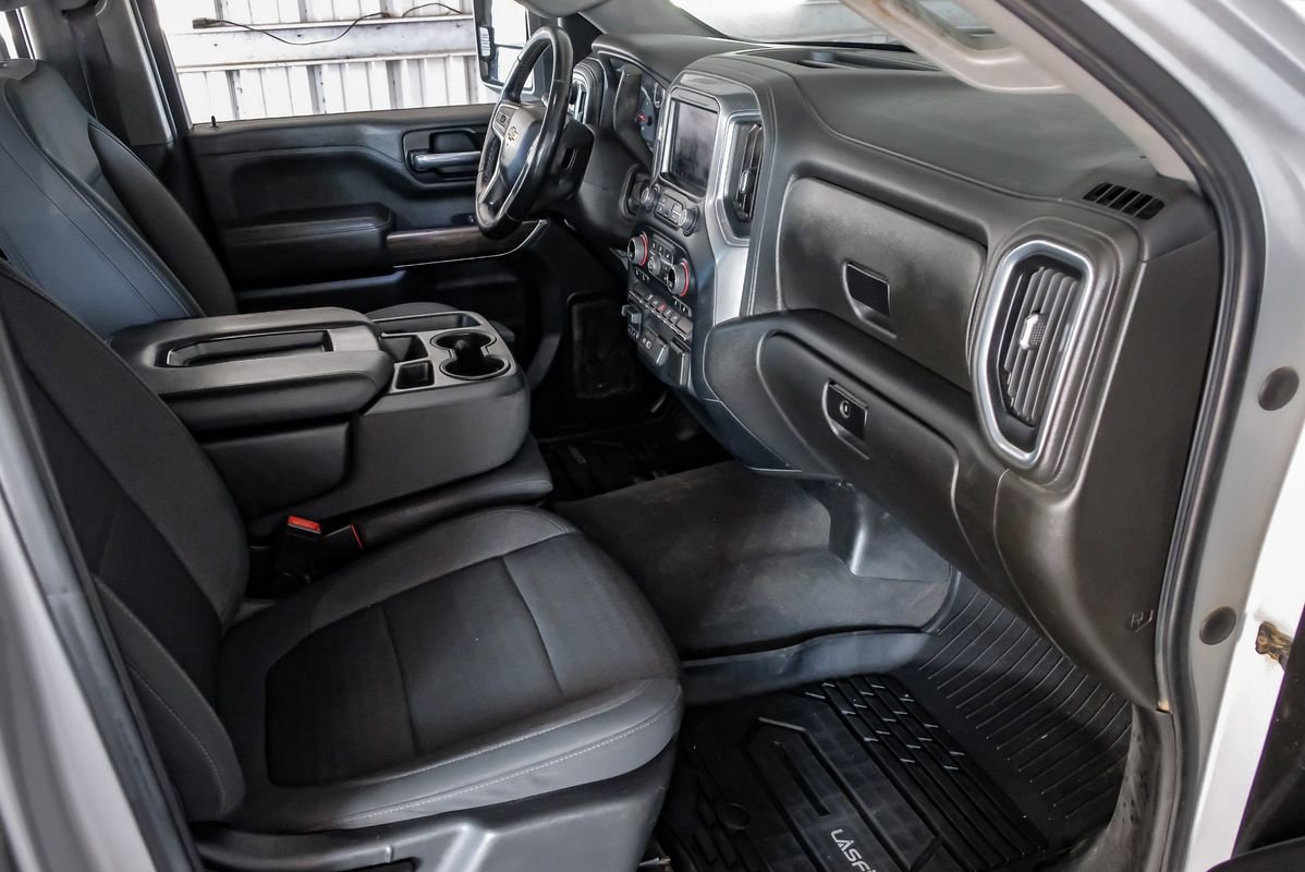 Used 2022 Chevrolet Silverado 3500 LT w/ Convenience Package image 13