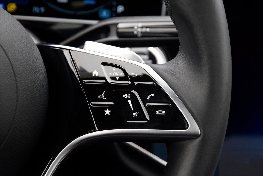 Used 2025 Mercedes-Benz E 450 4MATIC All-Terrain Wagon image 25