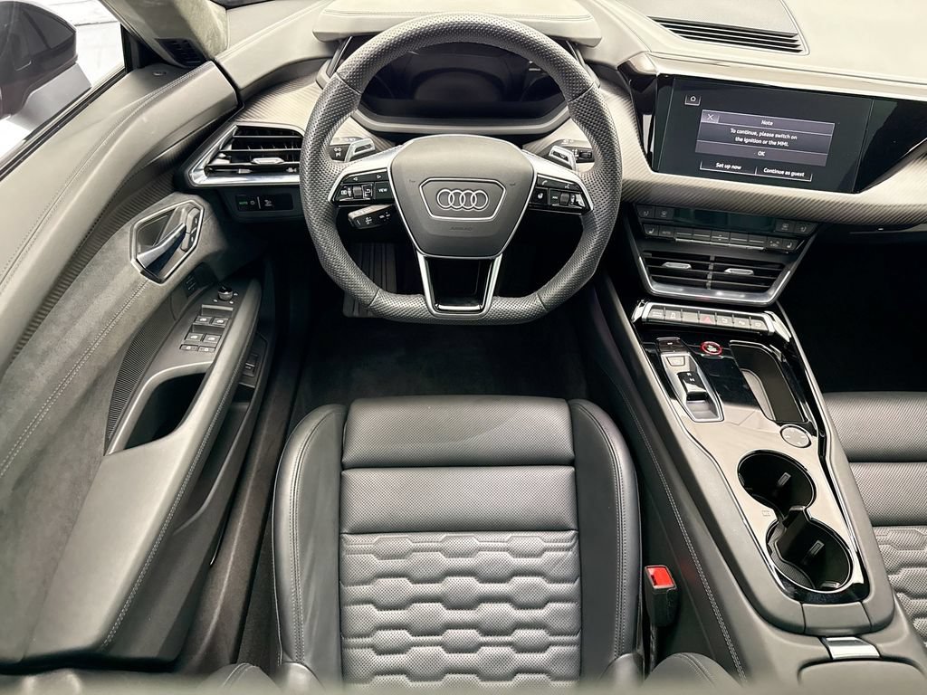 Used 2024 Audi e-tron GT Prestige AWD/4WD image 10