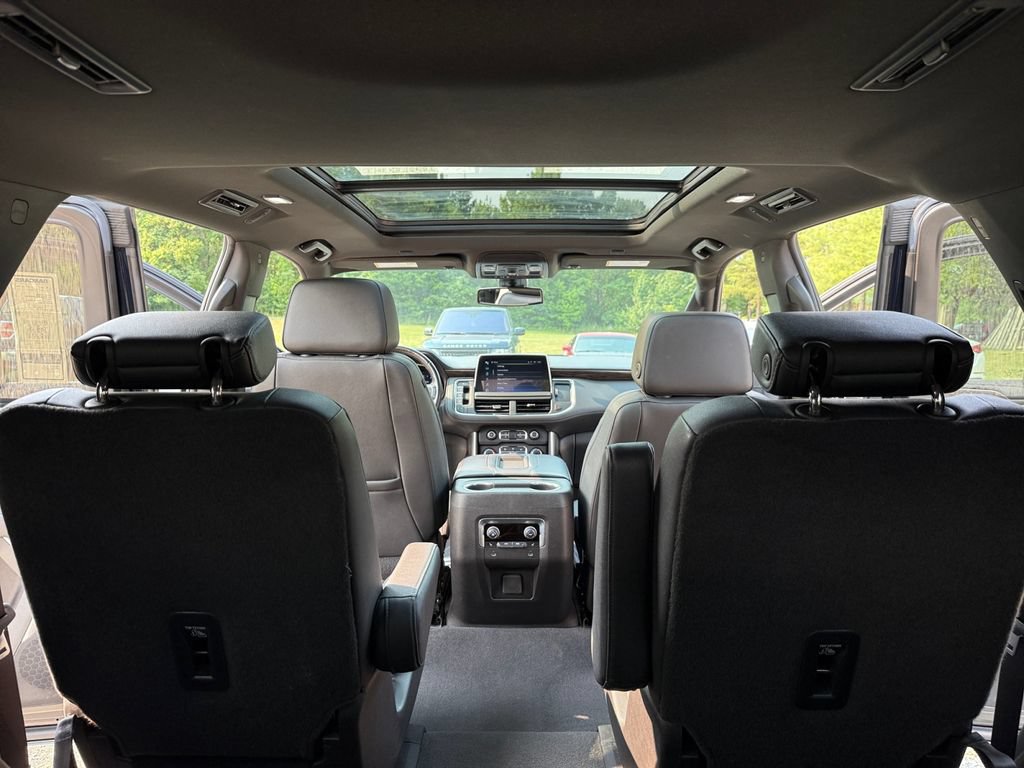 Used 2022 Chevrolet Tahoe LT w/ Luxury Package AWD/4WD image 27