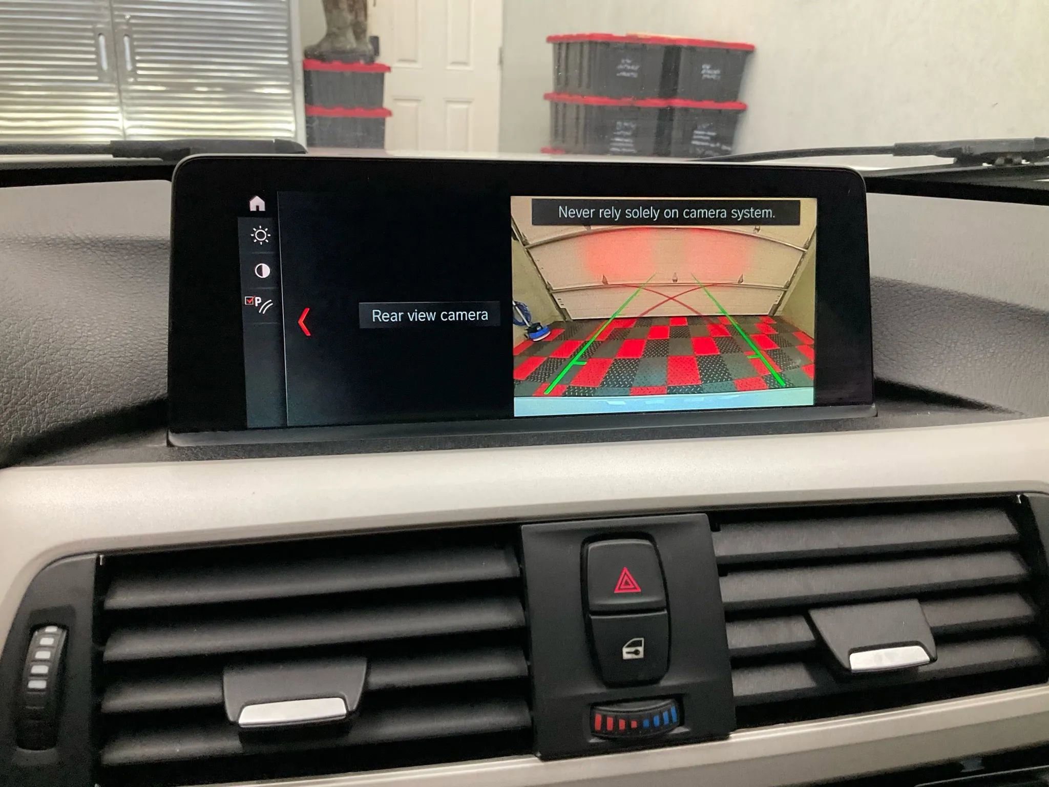 Used 2018 BMW 320i xDrive Sedan image 18