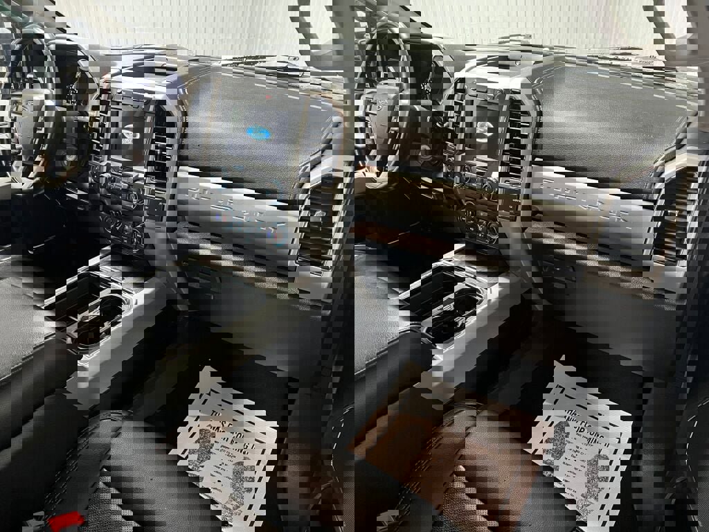 Used 2021 Ford F250 Lariat w/ Chrome Package image 3