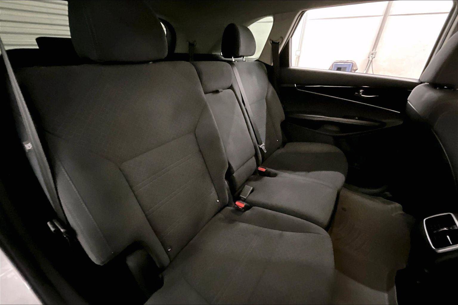 Used 2020 Kia Sorento AWD V6 image 27