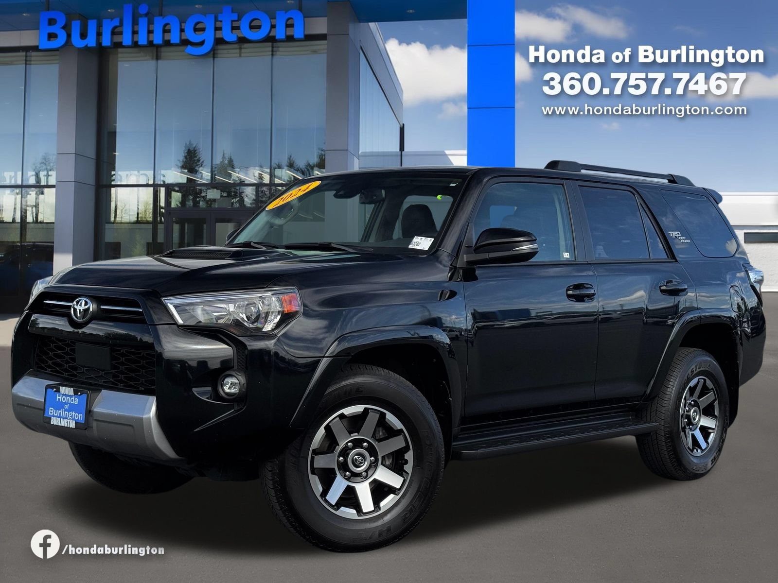 Used 2024 Toyota 4Runner TRD Off-Road Premium AWD/4WD image 1