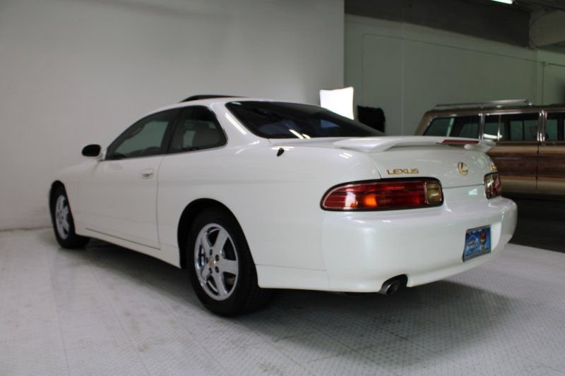 Used 1998 Lexus SC 300 Coupe RWD image 3