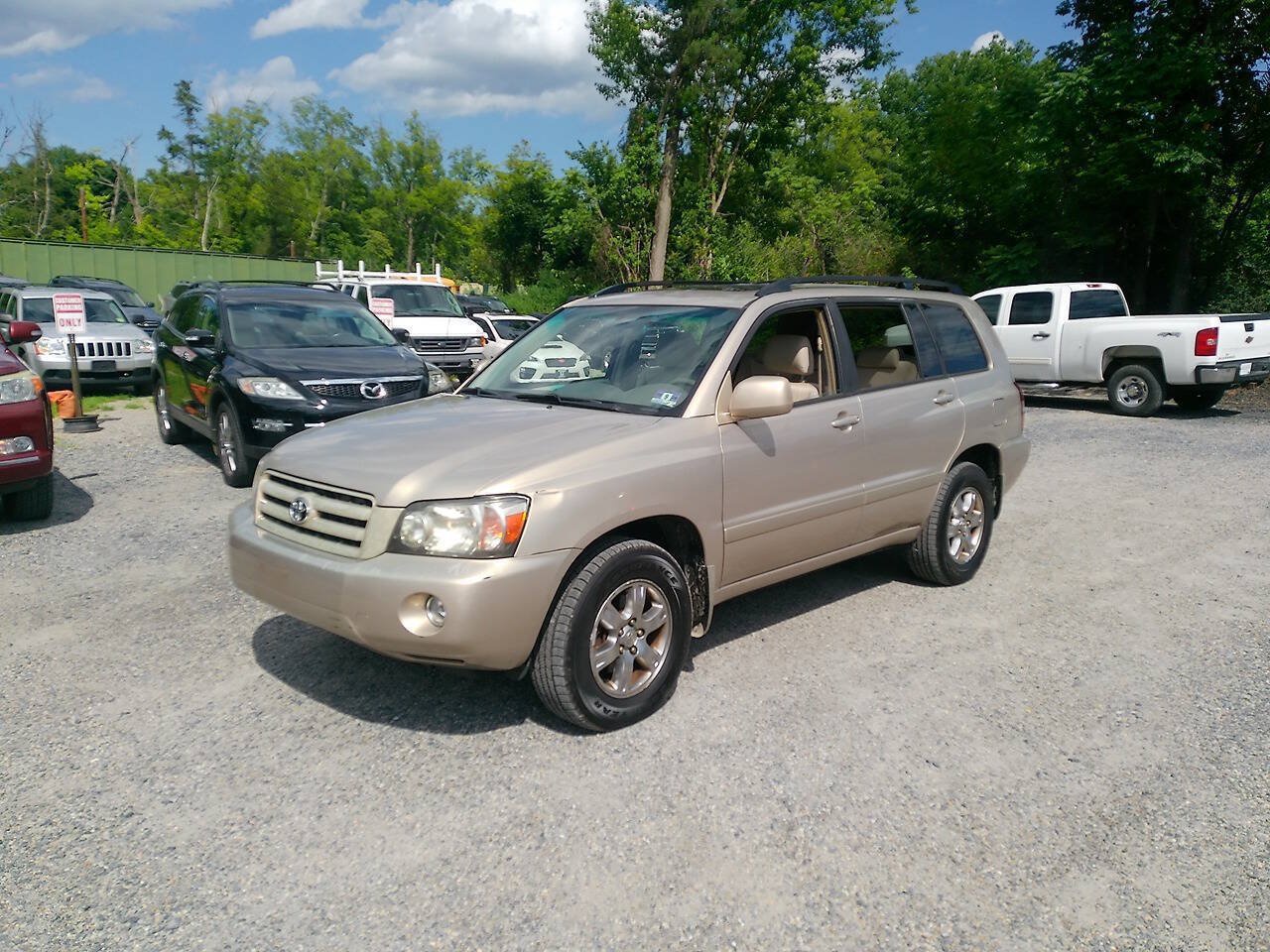 Used 2004 Toyota Highlander 4WD V6 image 2