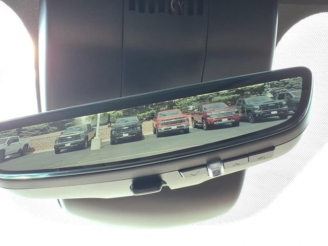 Certified 2023 Chevrolet Suburban High Country AWD/4WD image 29