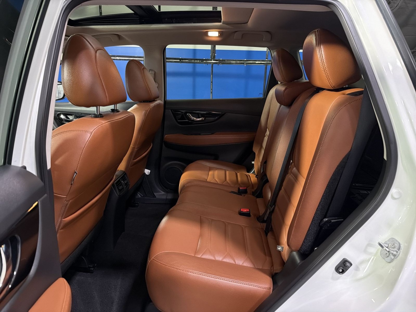 Used 2019 Nissan Rogue SL w/ Premium Package AWD/4WD image 28