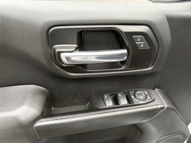 Used 2022 Chevrolet Silverado 1500 Custom image 15