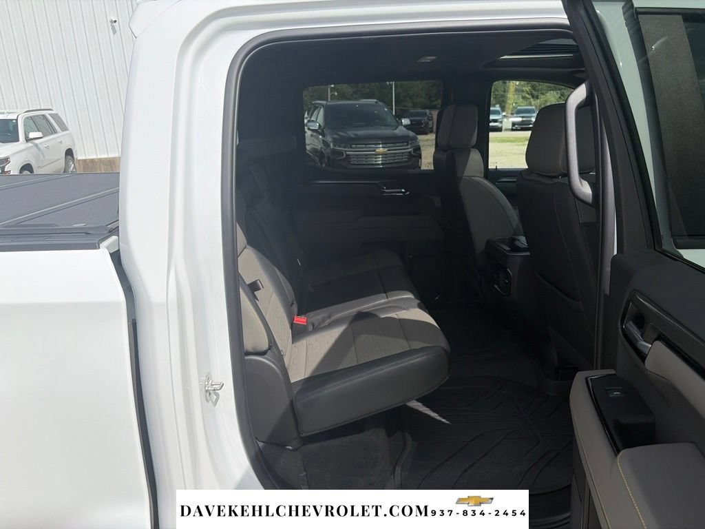 Used 2025 Chevrolet Silverado 1500 ZR2 w/ Technology Package AWD/4WD image 27