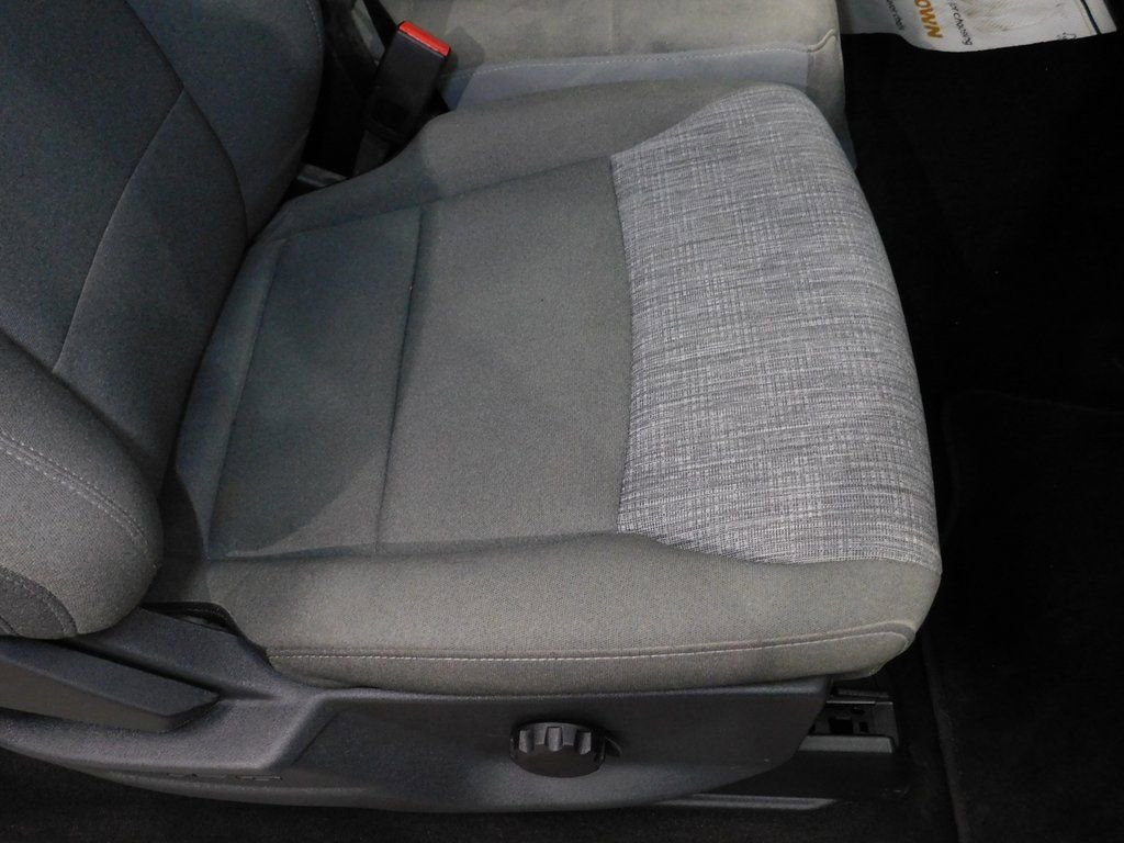 Used 2022 Ford F150 XLT w/ Trailer Tow Package image 93