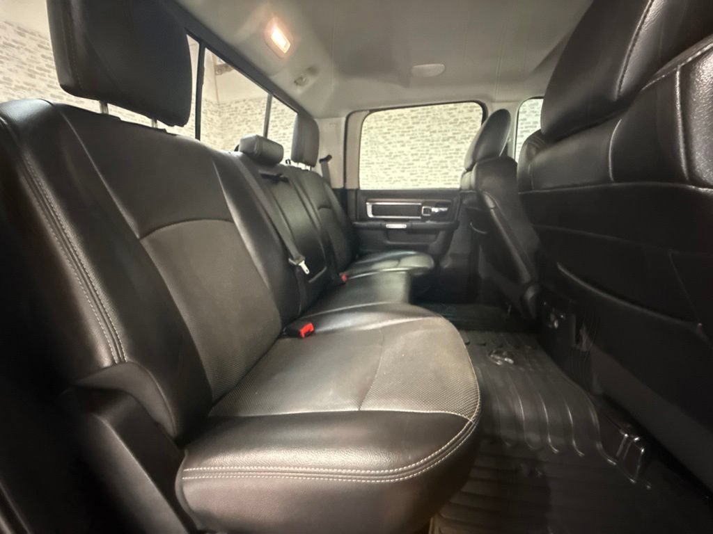 Used 2017 RAM 3500 Laramie w/ Convenience Group AWD/4WD image 12