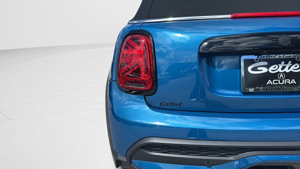 Used 2024 MINI Cooper S w/ Signature Upholstery Package FWD image 27