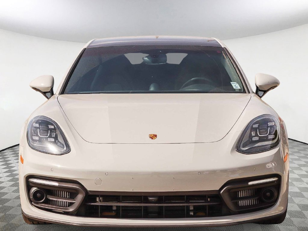 Used 2023 Porsche Panamera AWD/4WD image 2