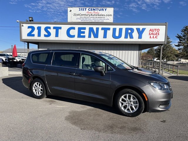 Used 2019 Chrysler Pacifica Touring