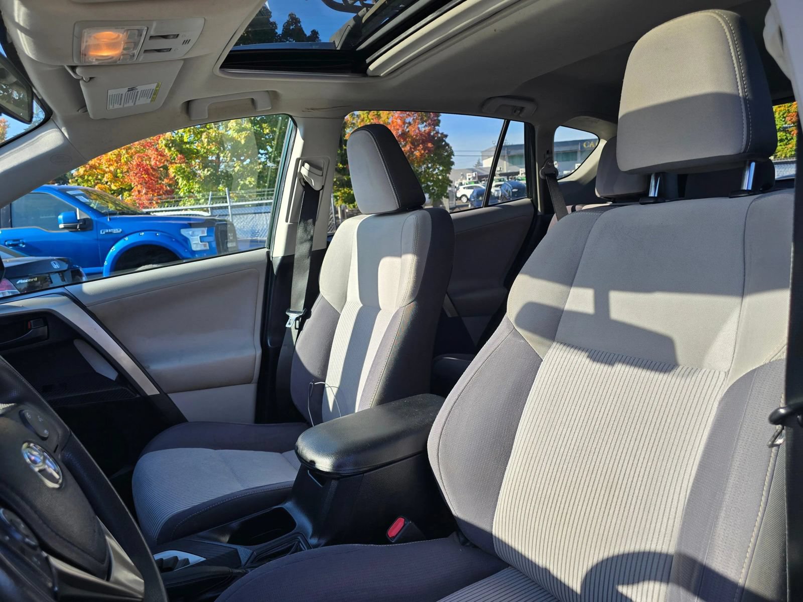 Used 2013 Toyota RAV4 XLE AWD/4WD image 20