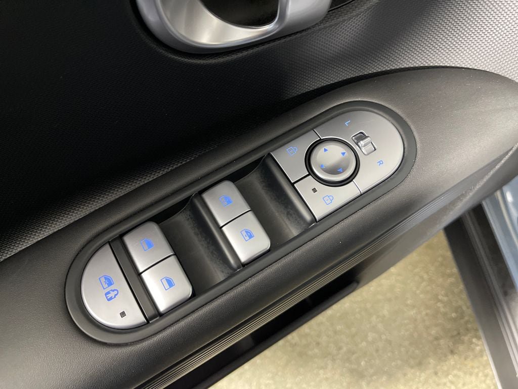 Certified 2024 Hyundai Ioniq 5 SEL RWD image 18