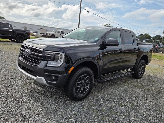 Used 2025 Ford Ranger XLT w/ FX4 Off-Road Package AWD/4WD image 3