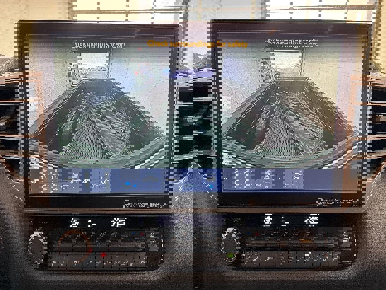 Used 2024 Toyota Tundra Limited image 30