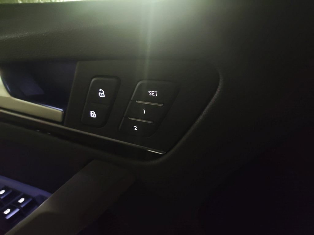 Used 2018 Audi Q5 2.0T Premium Plus w/ Premium Plus Package AWD/4WD image 7