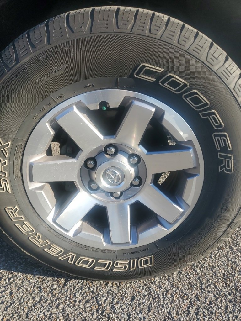 Used 2014 Toyota FJ Cruiser Base image 6