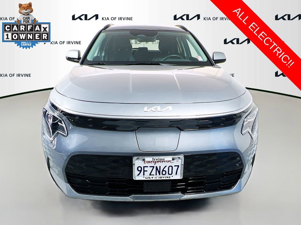 Certified 2023 Kia Niro Wind FWD image 2