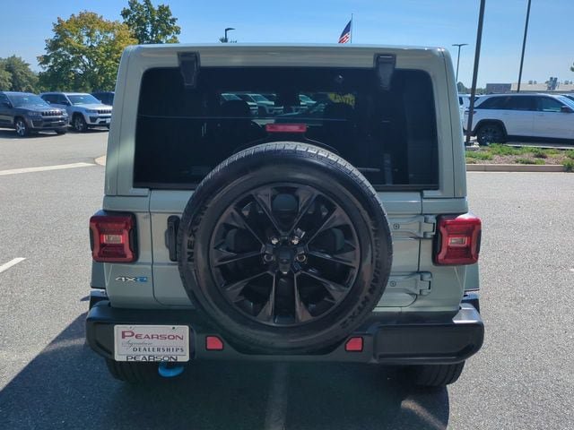 Used 2024 Jeep Wrangler Unlimited Sahara AWD/4WD image 5
