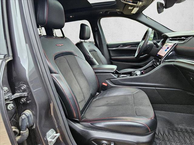 Used 2022 Jeep Grand Cherokee Trailhawk AWD/4WD image 17