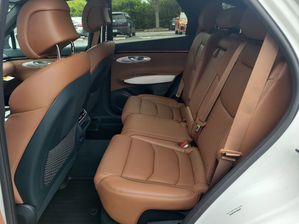 New 2026 Genesis GV70 2.5T Advanced AWD/4WD image 5