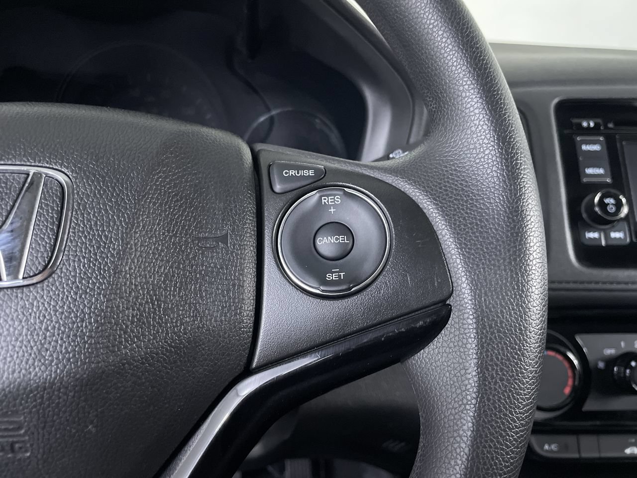 Used 2019 Honda HR-V LX image 26