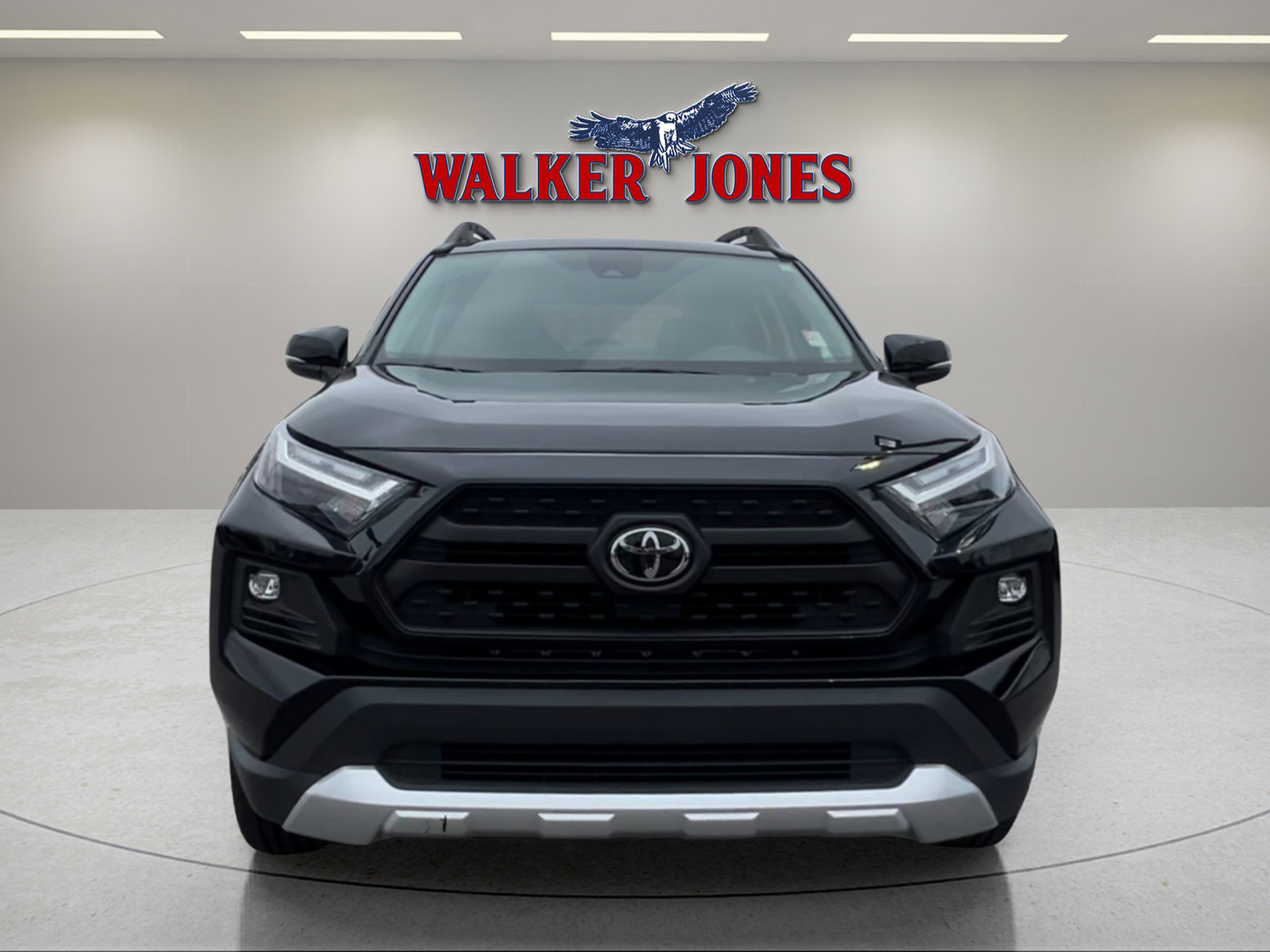 Used 2024 Toyota RAV4 Adventure AWD/4WD image 8