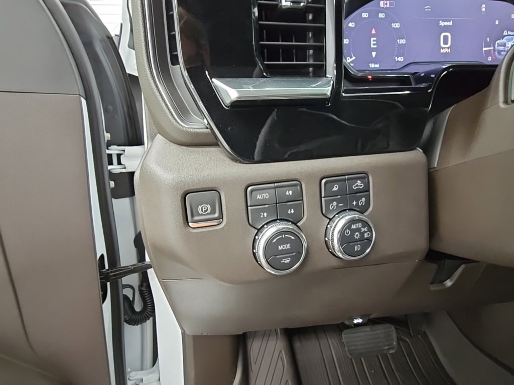 New 2025 GMC Sierra 2500 SLT image 29