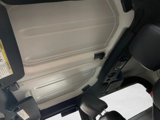 Used 2017 Jeep Wrangler Rubicon AWD/4WD image 15