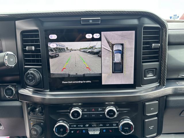 New 2026 Ford F250 Lariat w/ Black Appearance Package AWD/4WD image 15