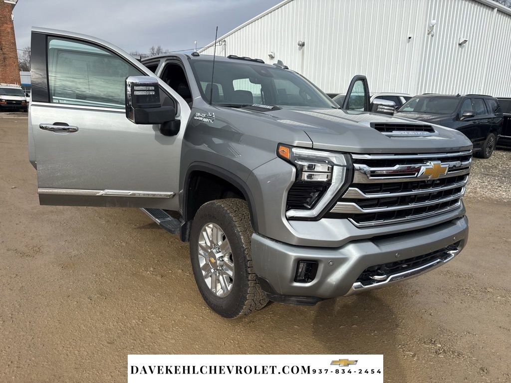Used 2025 Chevrolet Silverado 2500 High Country w/ High Country Premium Package image 47