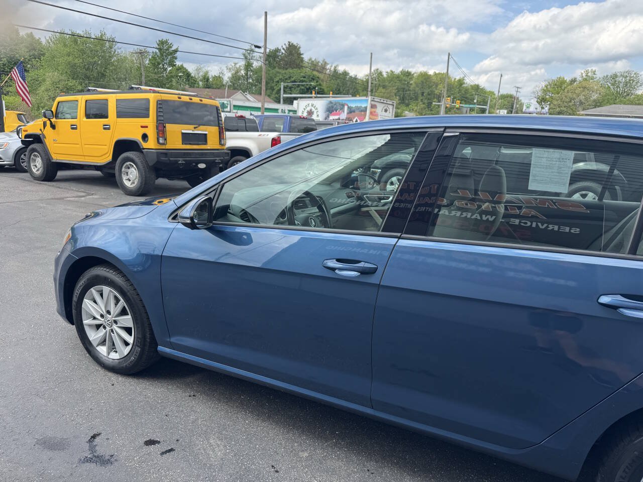 Used 2016 Volkswagen Golf S FWD image 4