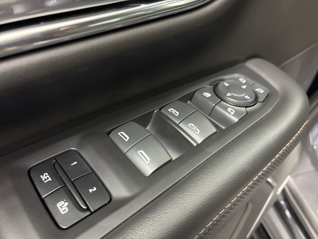 Used 2023 GMC Yukon AT4 image 21