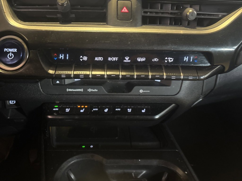 Used 2020 Lexus UX 250h w/ Premium Package image 18