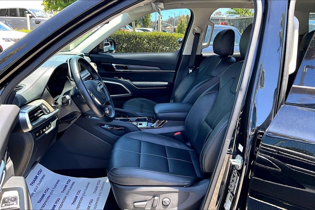 Certified 2021 Kia Telluride EX w/ Towing Package AWD/4WD image 14
