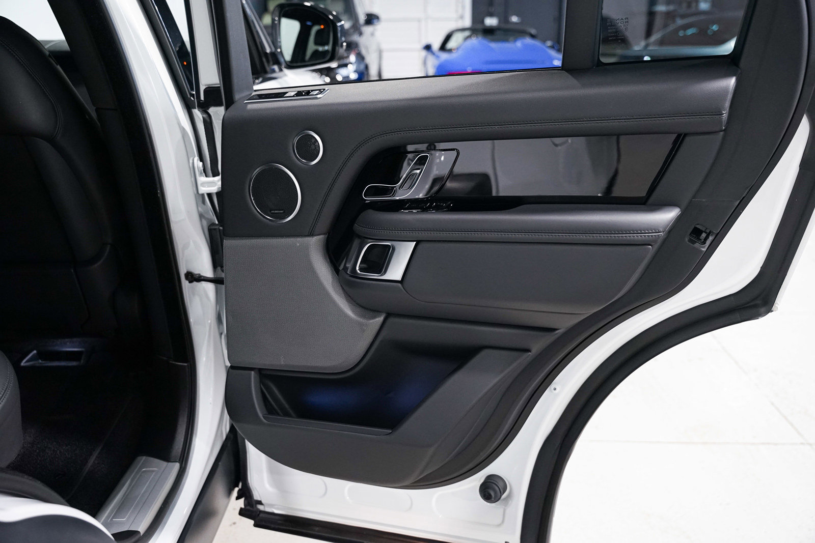 Used 2021 Land Rover Range Rover Westminster Edition image 32