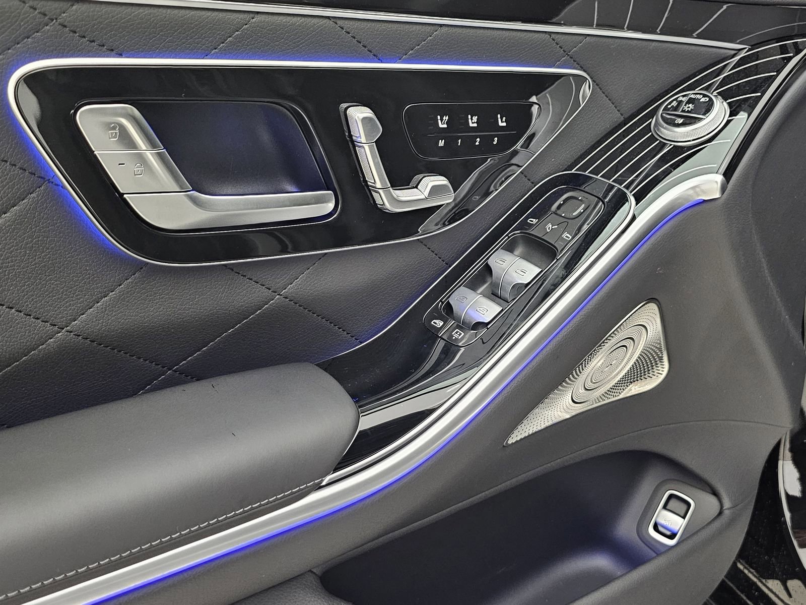 New 2026 Mercedes-Benz S 580 4MATIC Sedan image 16