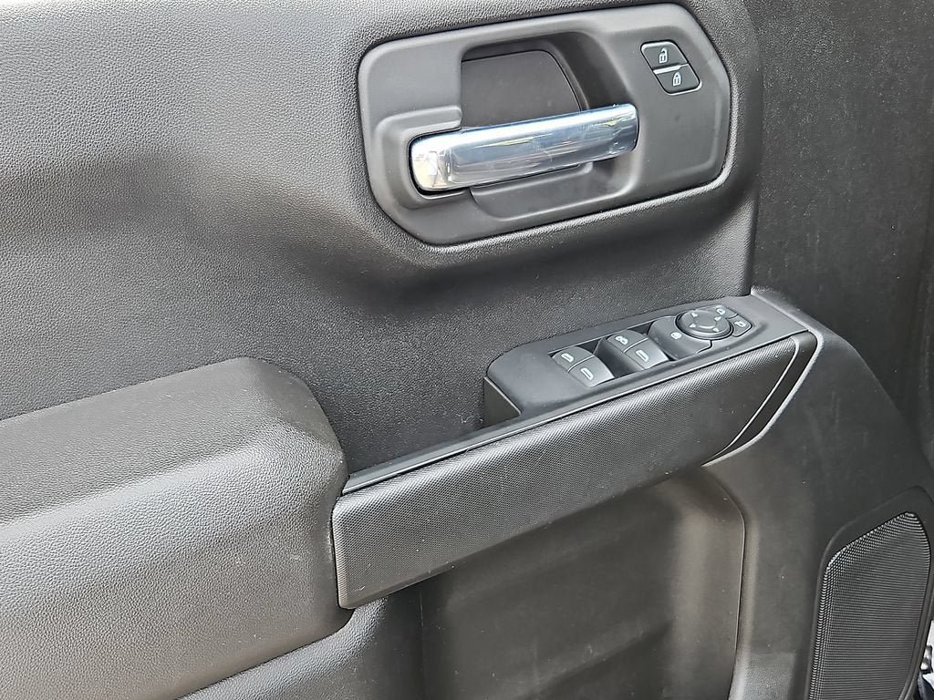 Certified 2023 Chevrolet Silverado 1500 Custom AWD/4WD image 29