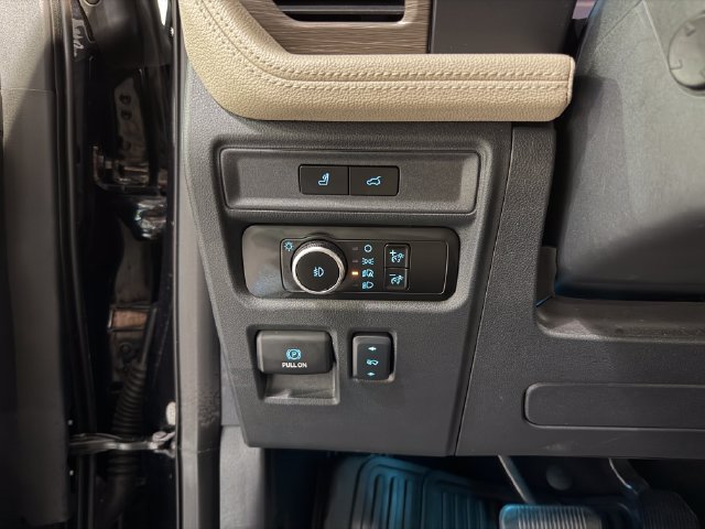 Used 2024 Ford Expedition Max Limited AWD/4WD image 27