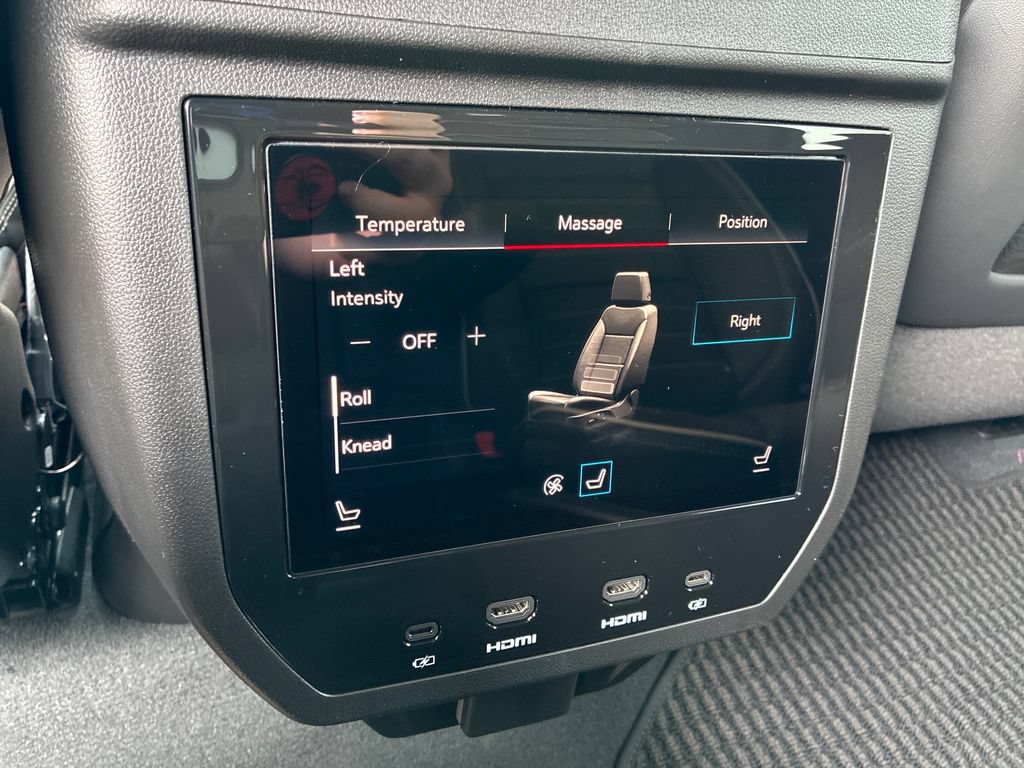 New 2026 GMC Yukon Denali Ultimate AWD/4WD image 23