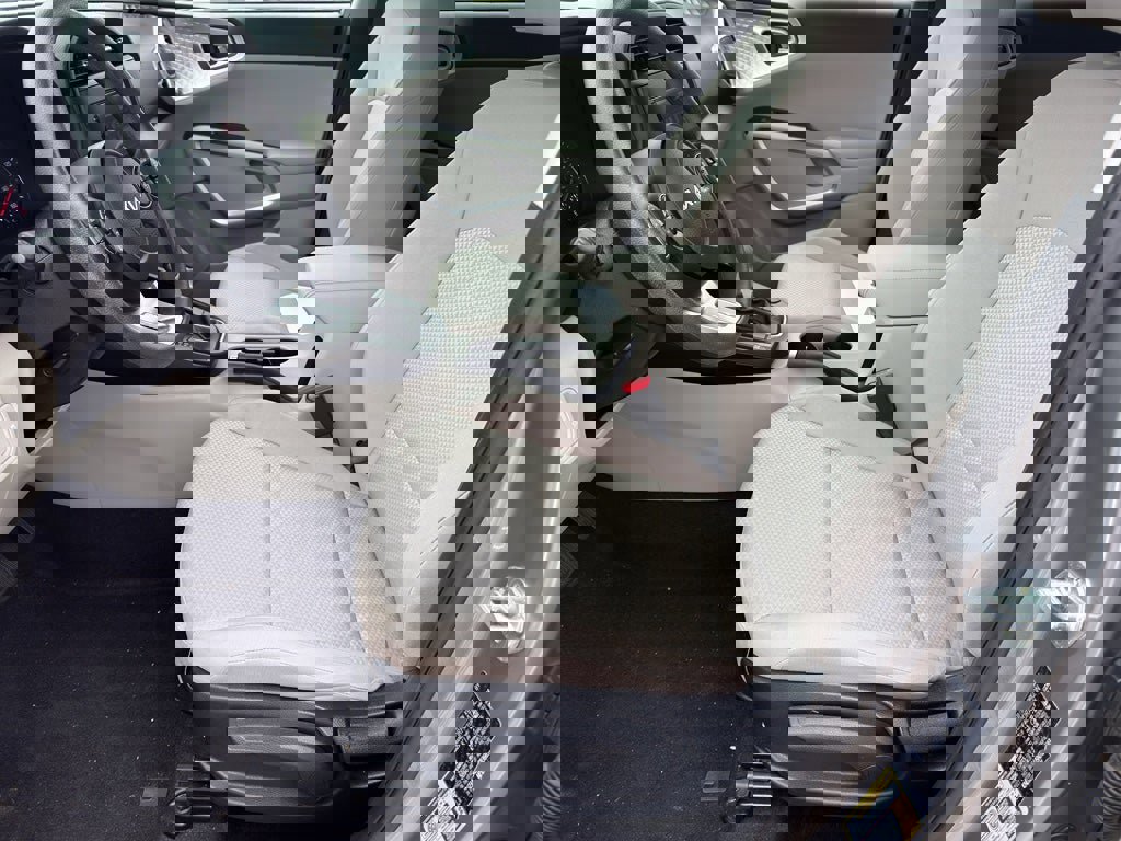 Used 2022 Kia Soul LX image 11