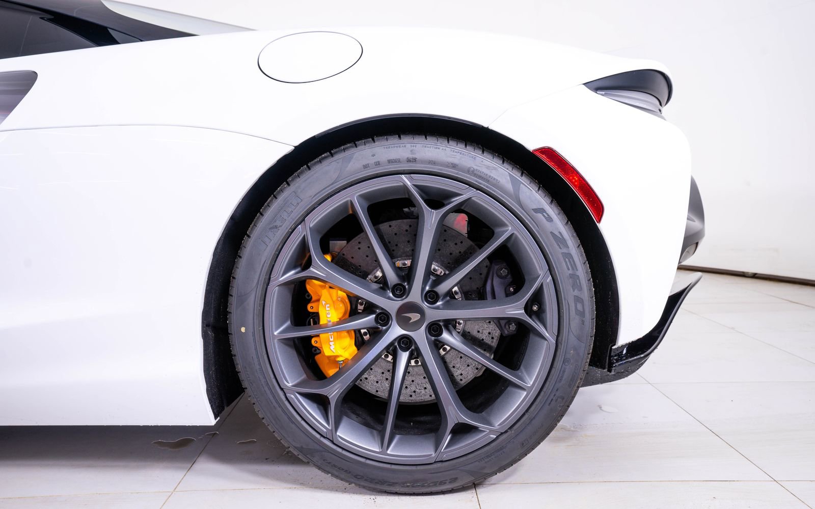 New 2026 McLaren Artura Spider image 16