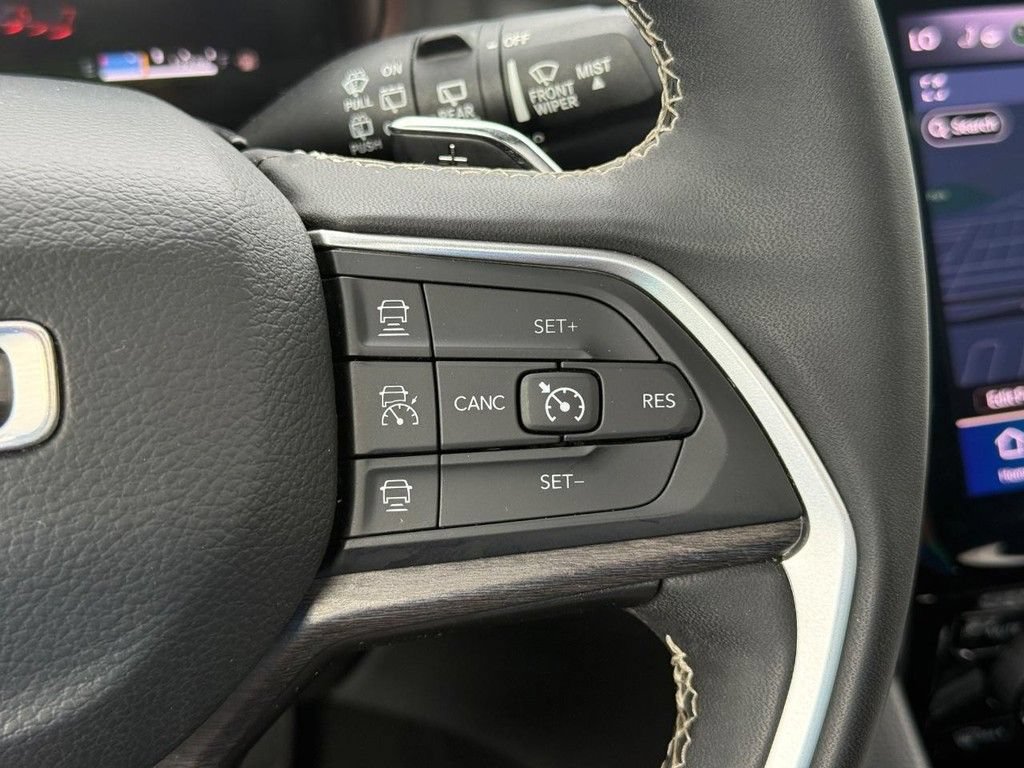Certified 2024 Jeep Grand Cherokee Limited 4xe AWD/4WD image 15