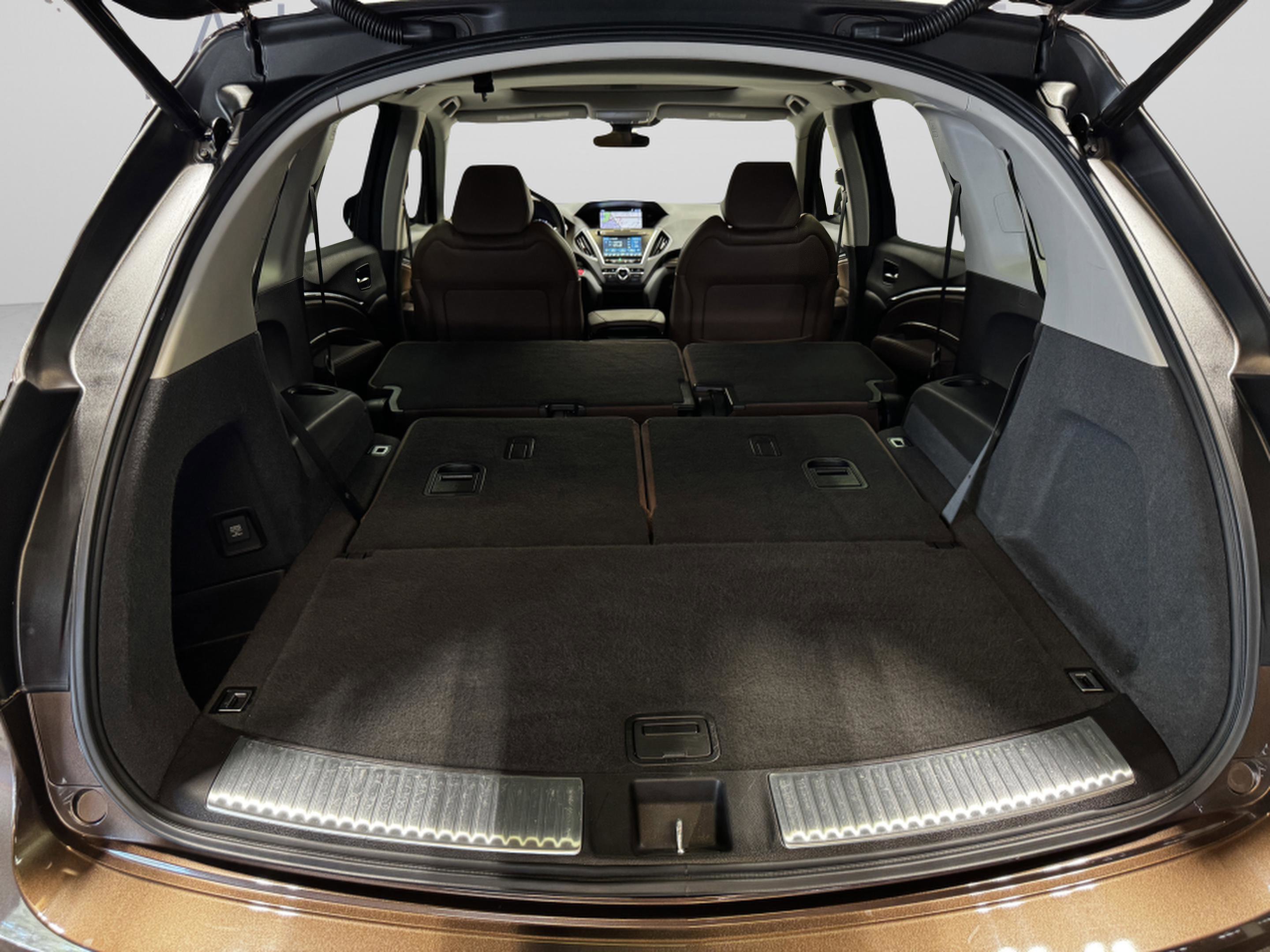 Certified 2019 Acura MDX FWD w/ Technology Package image 38