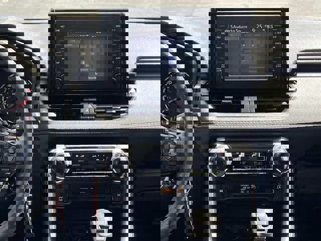 Used 2019 Toyota RAV4 LE AWD/4WD image 15