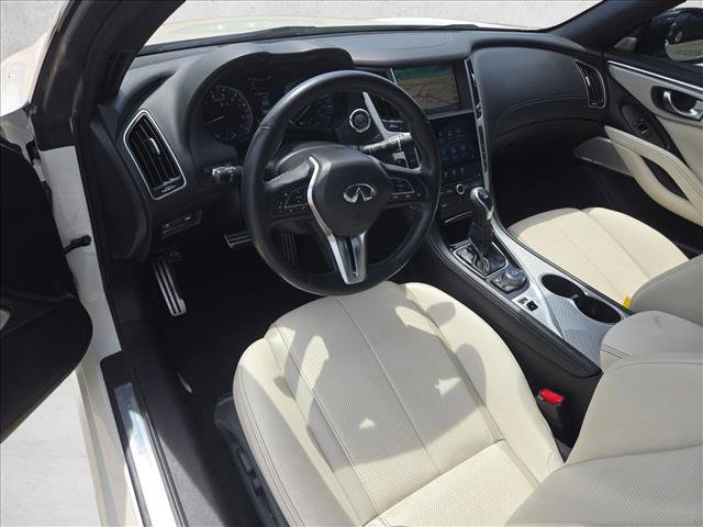 Used 2019 INFINITI Q60 Red Sport 400 w/ Carbon Fiber Package AWD/4WD image 10